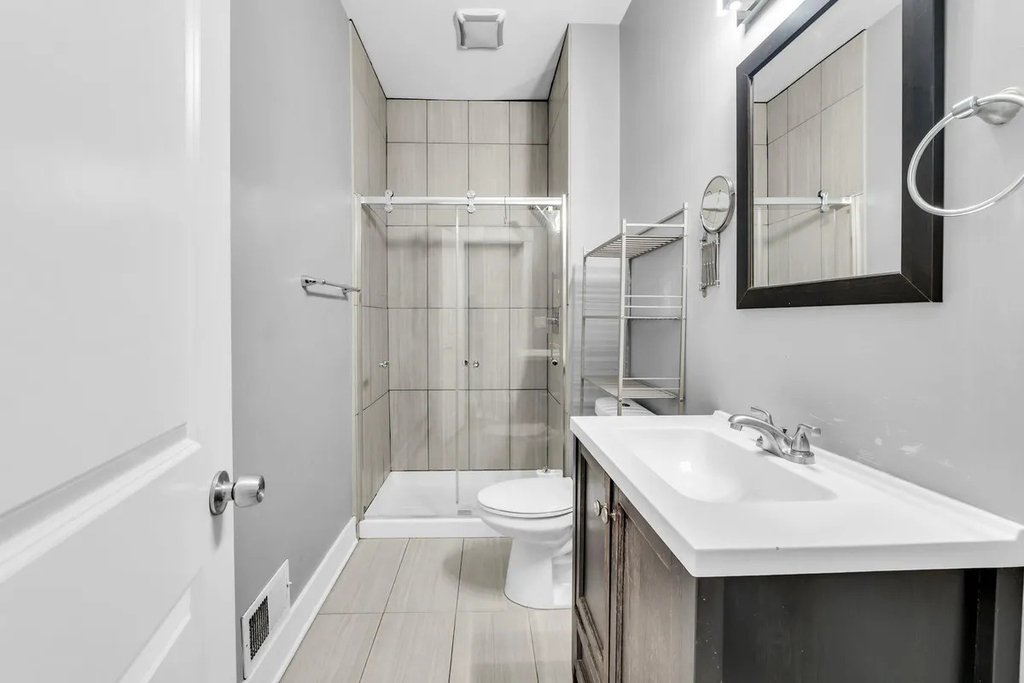 3208 W Wabansia Avenue - Photo 4