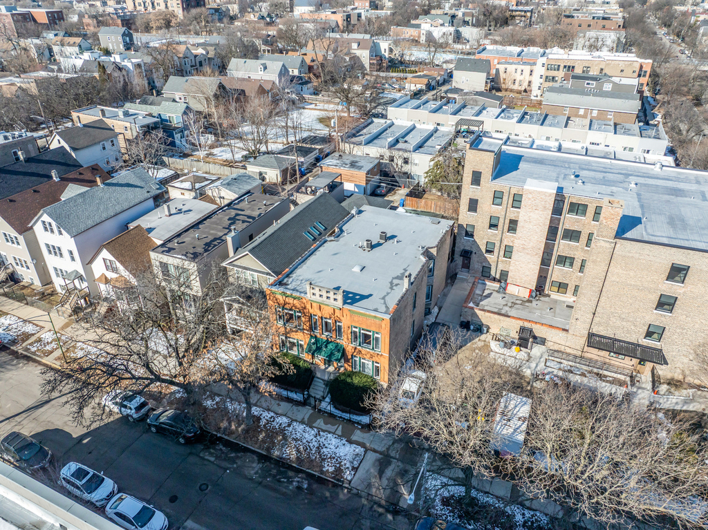 3208 W Wabansia Avenue - Photo 16