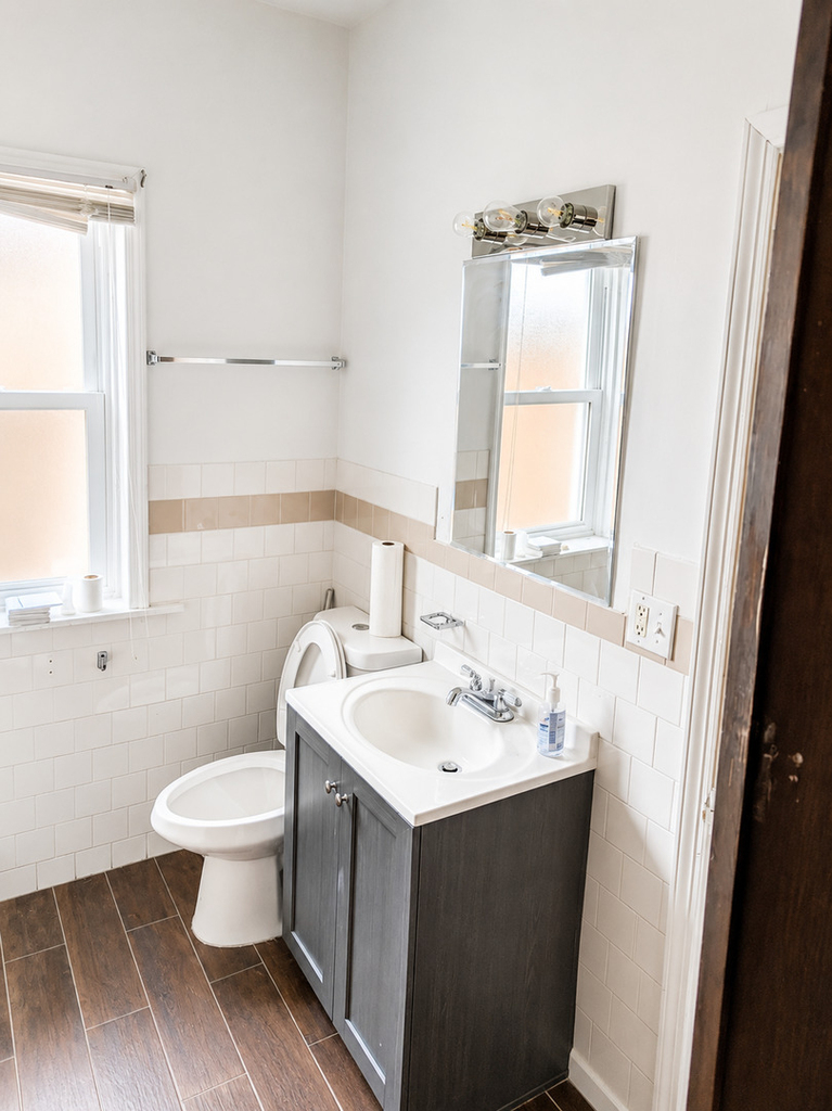 8010 S Marshfield Avenue - Photo 2