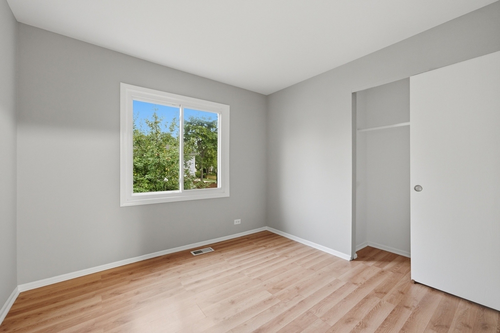 5039 Chambers Drive - Photo 17