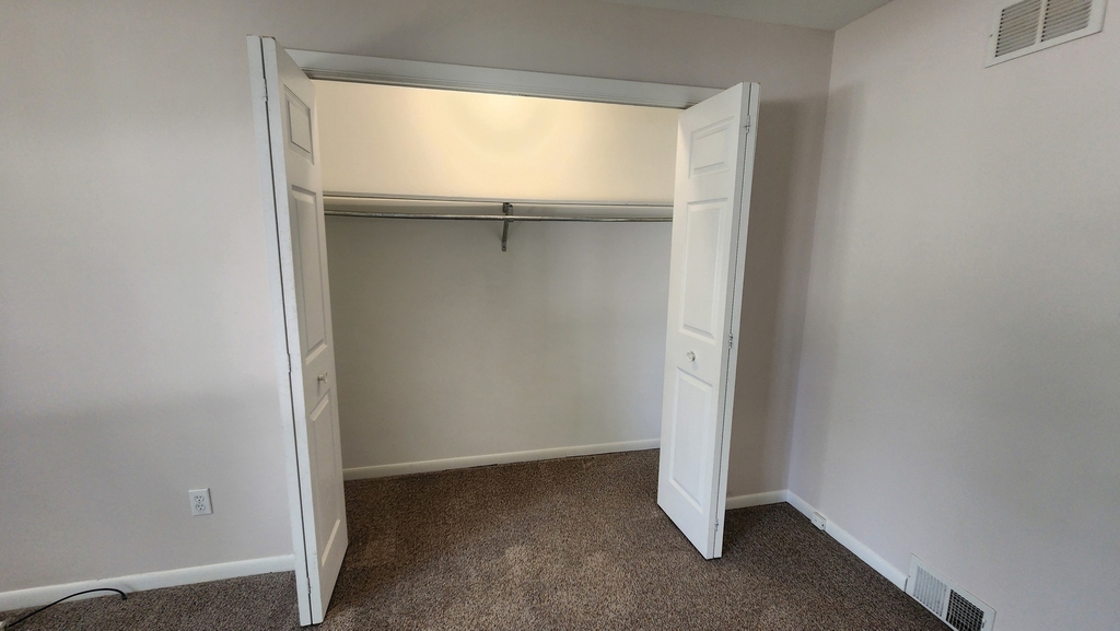 229 Hickory Street - Photo 7