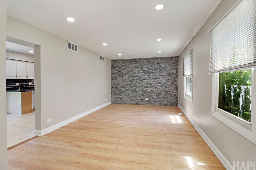 2208 Kensington Drive - Photo 9