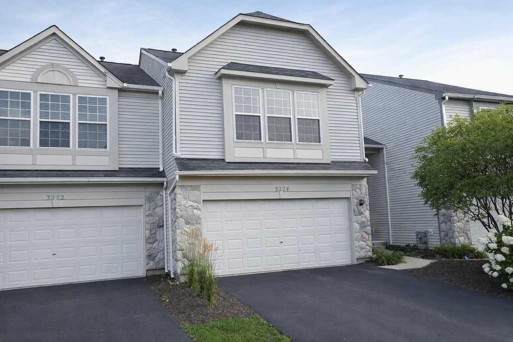 3224 Bromley Lane - Photo 1
