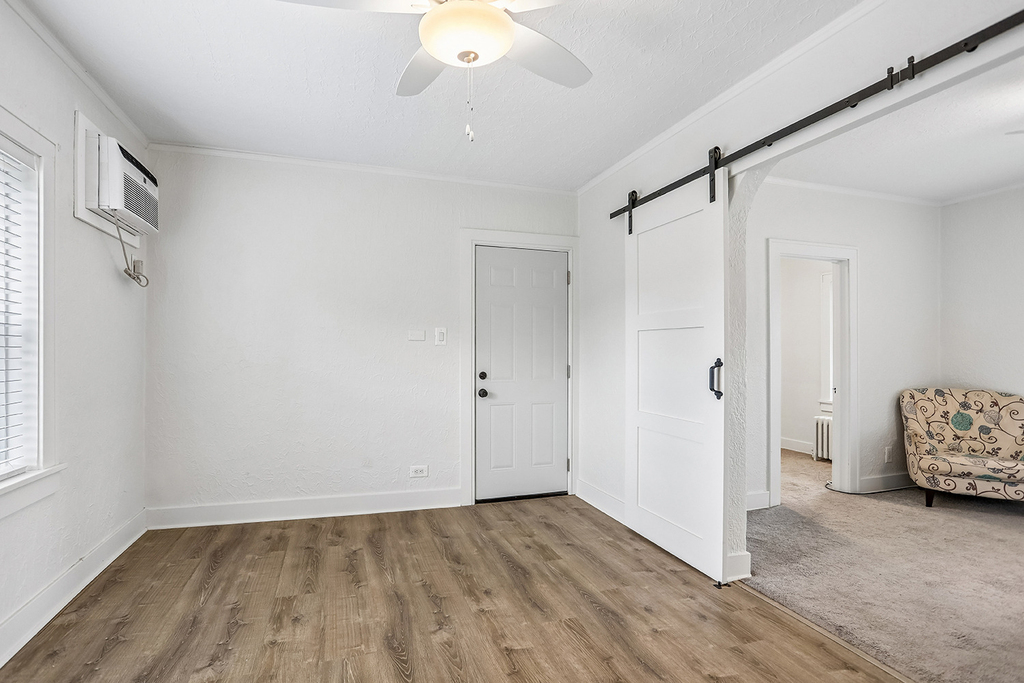 226 Lemont Street - Photo 3