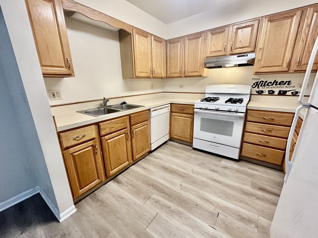 104 E Bailey Road - Photo 2