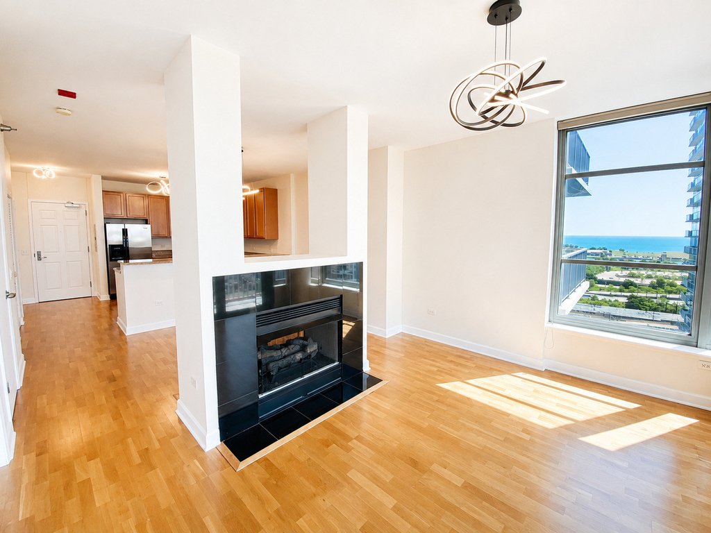 1600 S Prairie Avenue - Photo 5