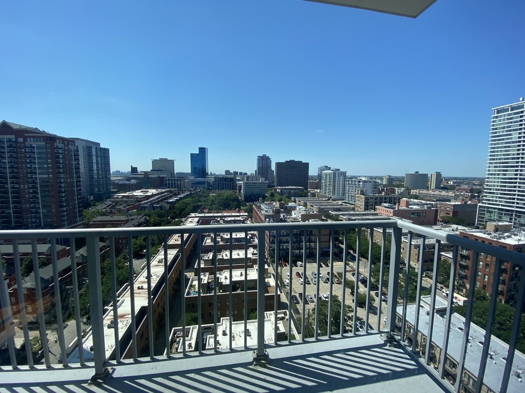 1600 S Prairie Avenue - Photo 15