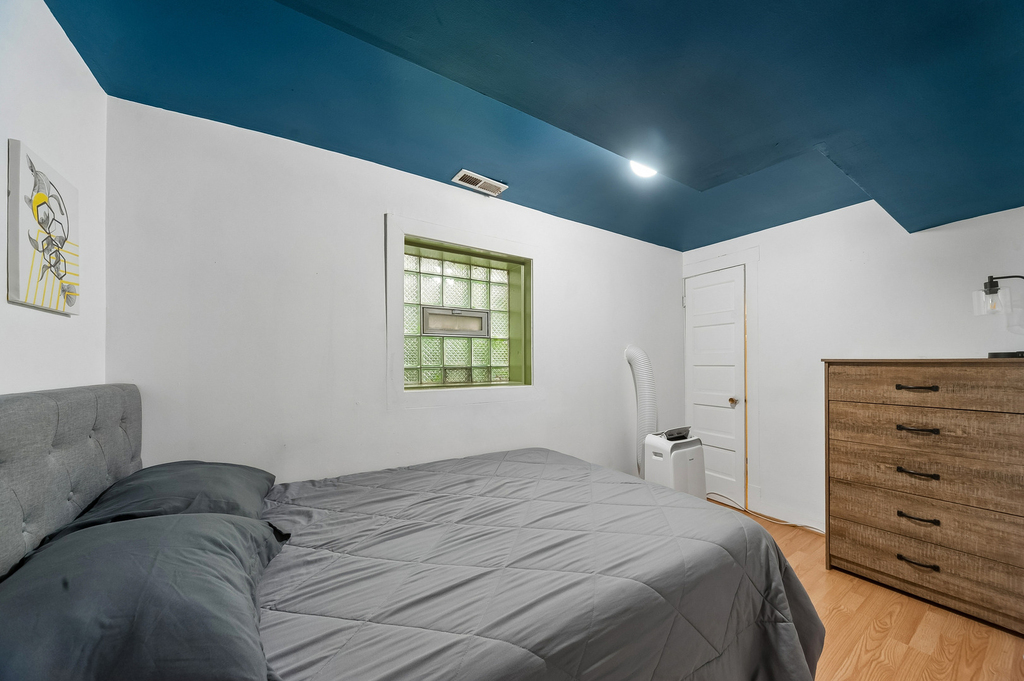 2818 N Ashland Avenue - Photo 6