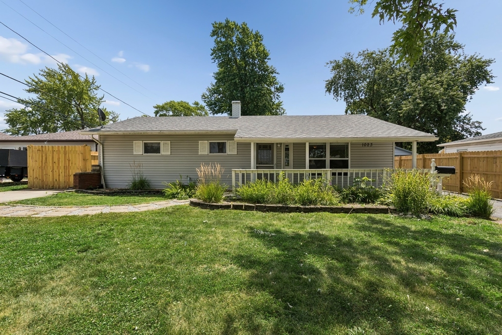 1023 Highland Avenue - Photo 0