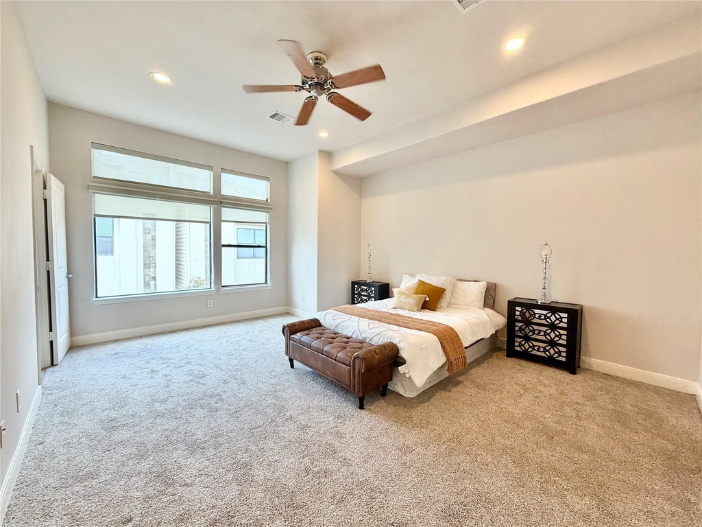 1910 Woodbury Street - Photo 18
