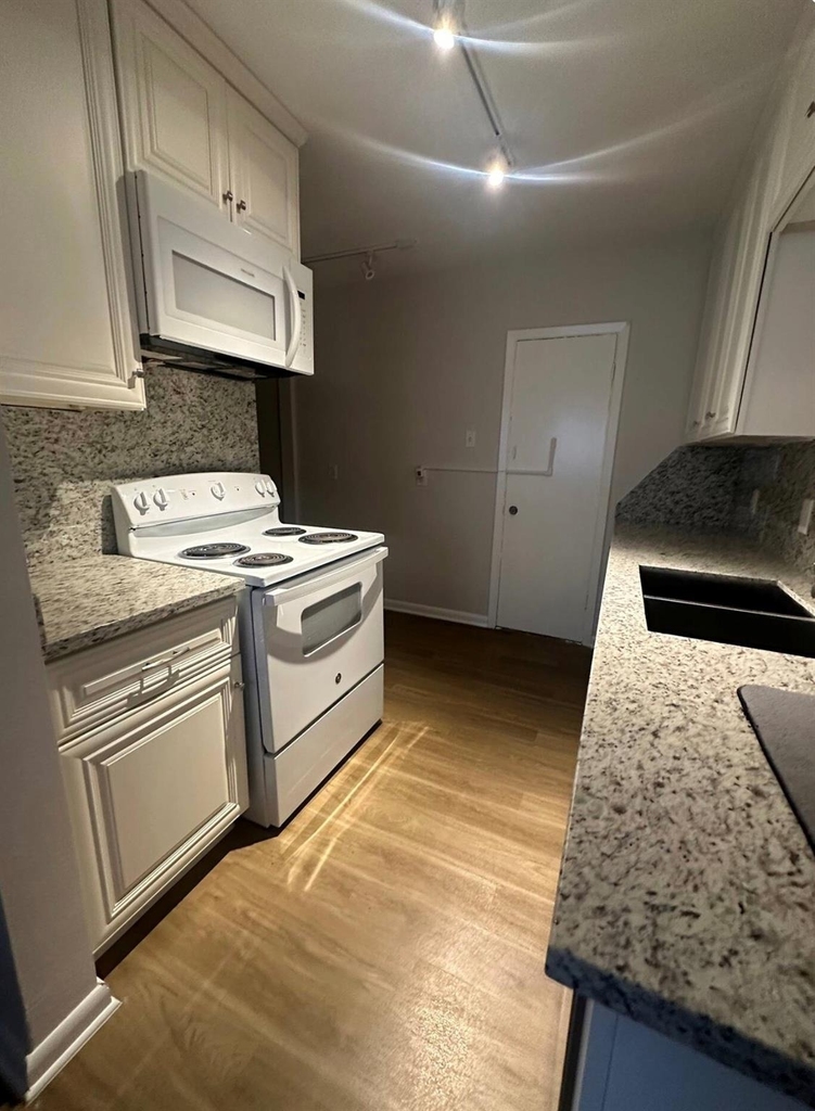 2822 Briarhurst Drive - Photo 1