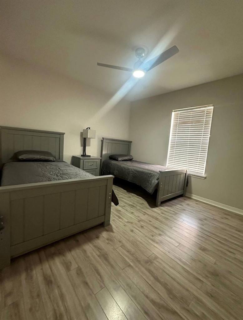 2822 Briarhurst Drive - Photo 3