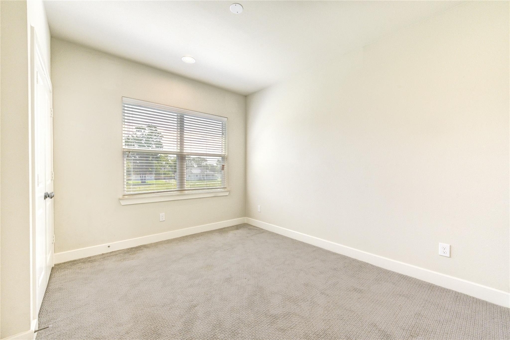 5920 Jasper Jones Way - Photo 33