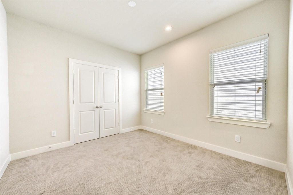 5920 Jasper Jones Way - Photo 31