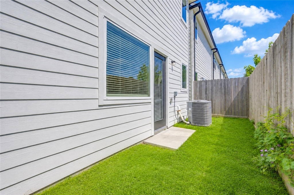 5920 Jasper Jones Way - Photo 5