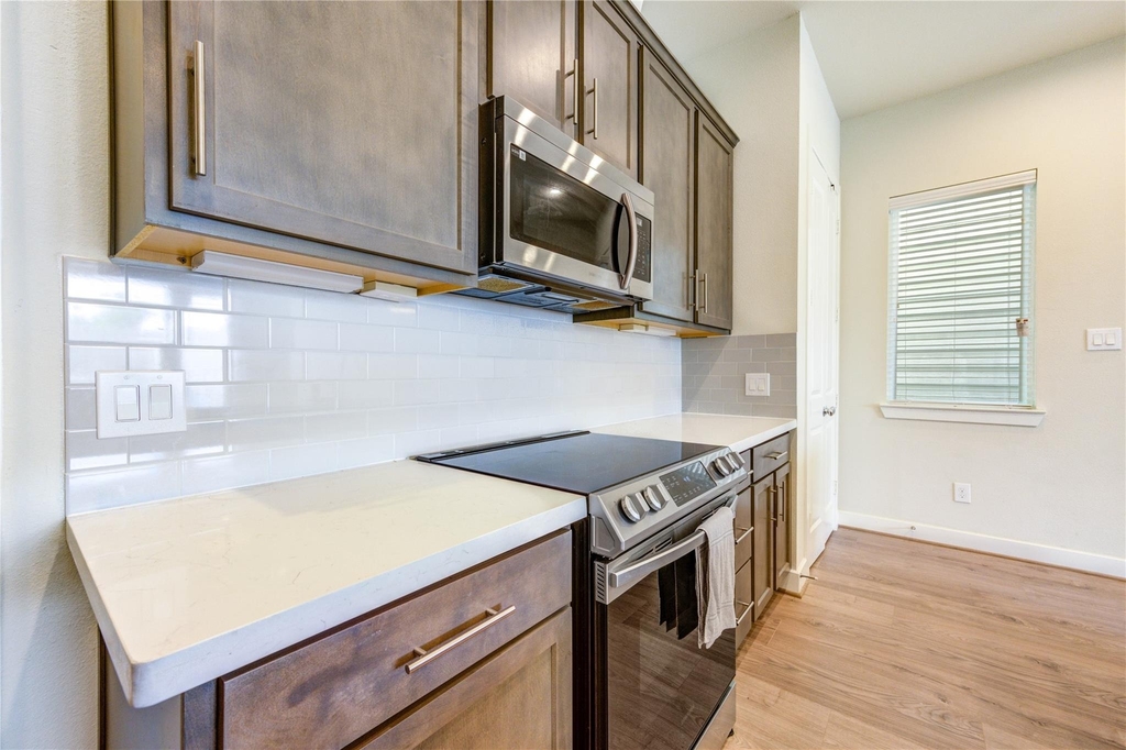 5920 Jasper Jones Way - Photo 7