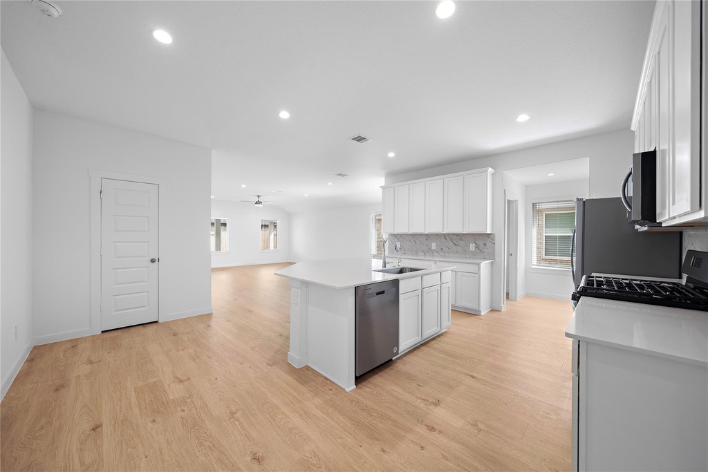 3819 Pierce Place Lane - Photo 0