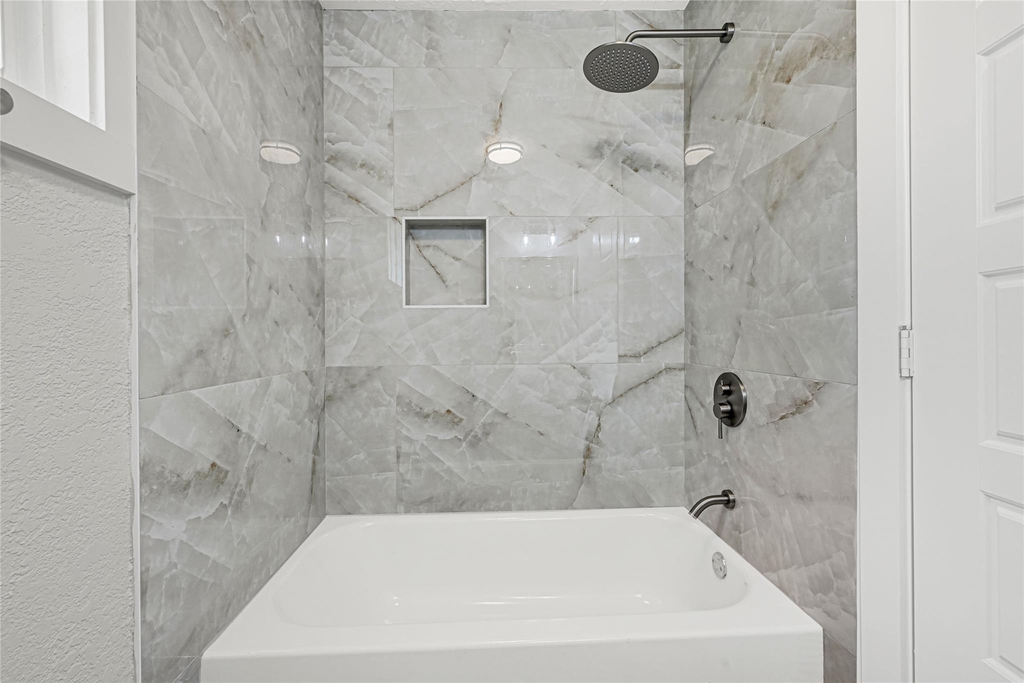 15322 Bedford Glen Drive - Photo 13