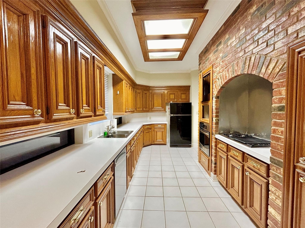16306 Knightrider Drive - Photo 38