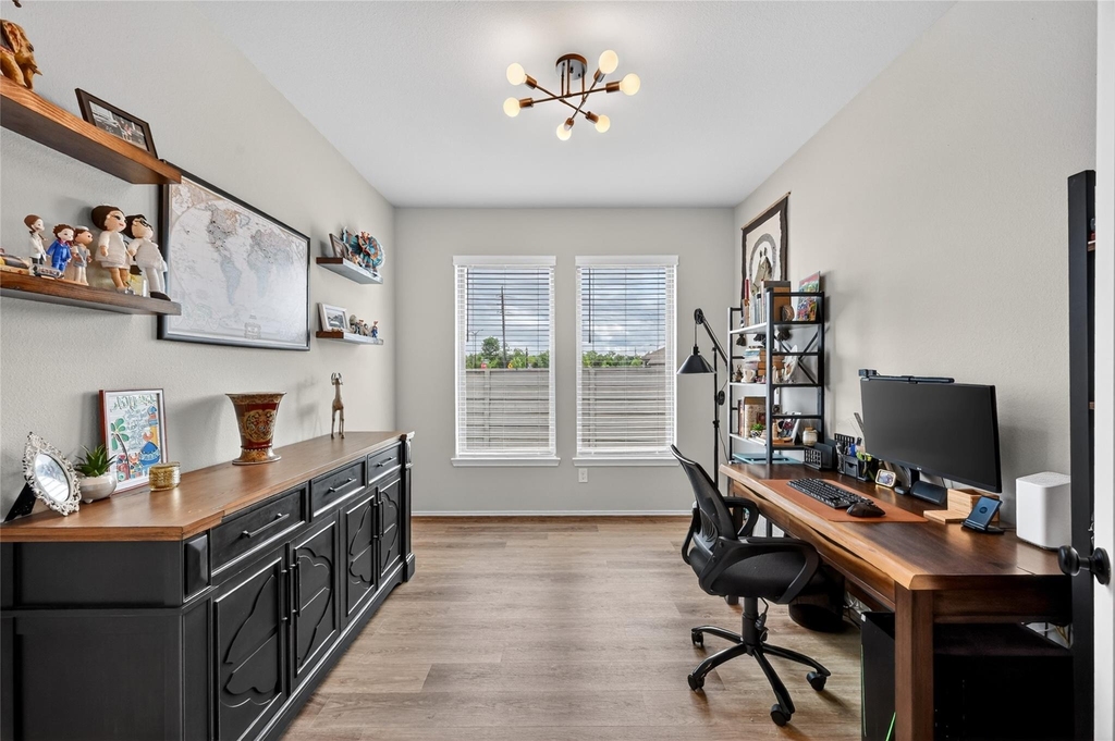 4731 Cedar Butte Lane - Photo 5