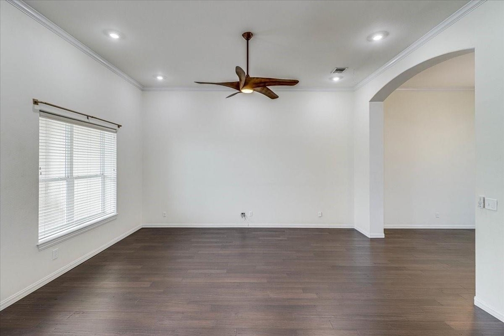 14910 Leeward Drive - Photo 8