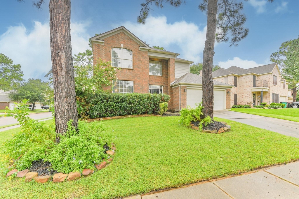 20422 Maple Meadows Court - Photo 2