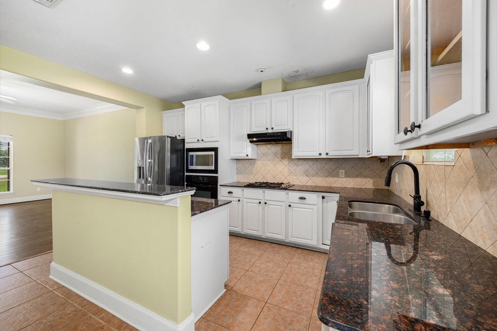 2527 Settlers Way Drive - Photo 8