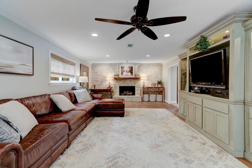 1618 Hillendahl Boulevard - Photo 8