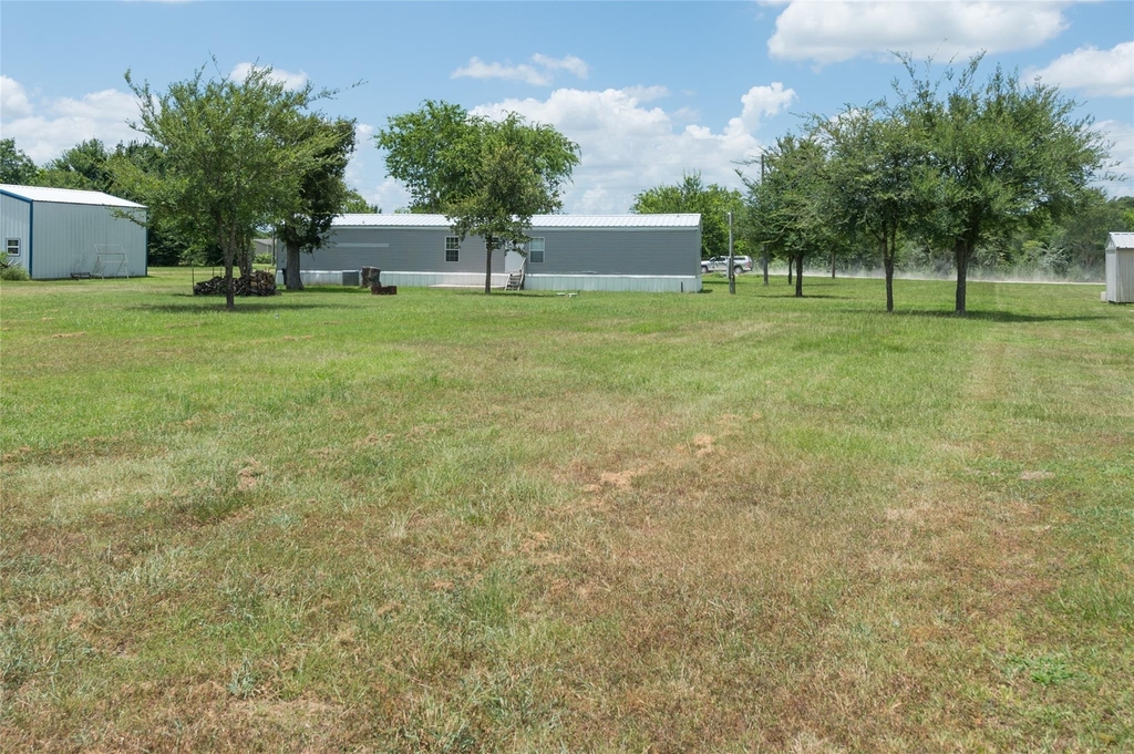 2592 County Road 152 - Photo 32