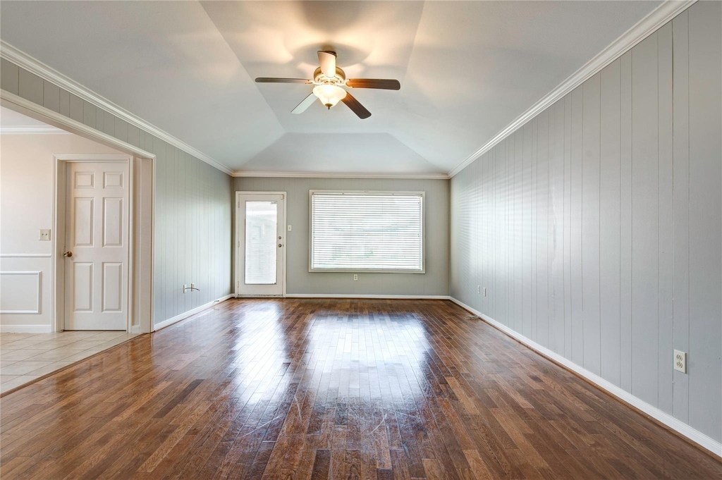 6214 Rutherglenn Drive - Photo 12