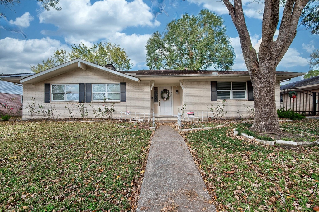 6214 Rutherglenn Drive - Photo 0