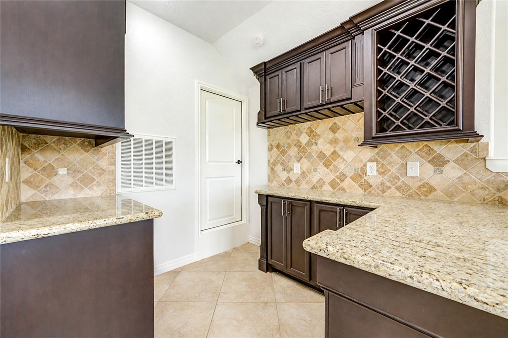 8245 Stacy - Photo 45