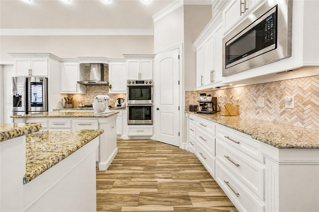 8245 Stacy - Photo 10