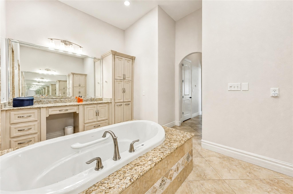 8245 Stacy - Photo 24