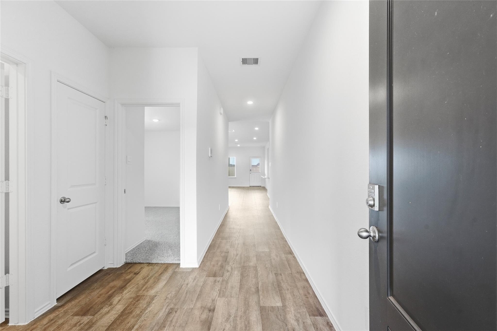 31323 Heddington Lane - Photo 2