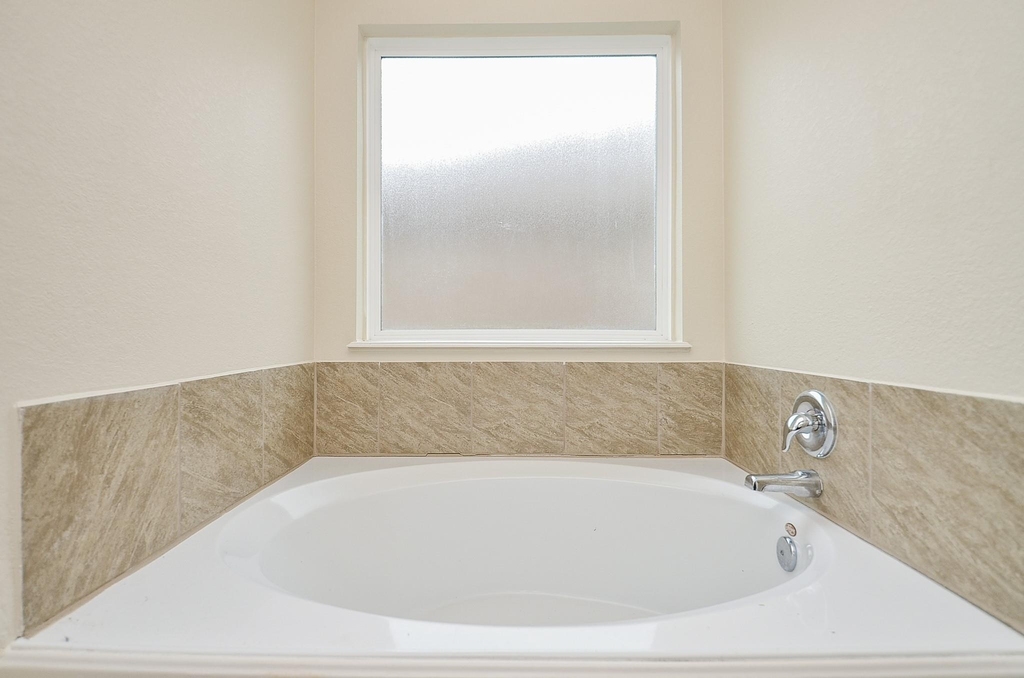 21610 Yeaney Drive - Photo 19
