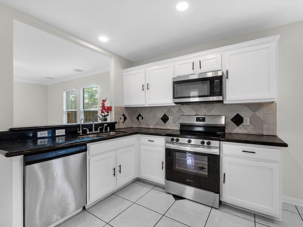 15118 Gaines Meadow Court - Photo 2