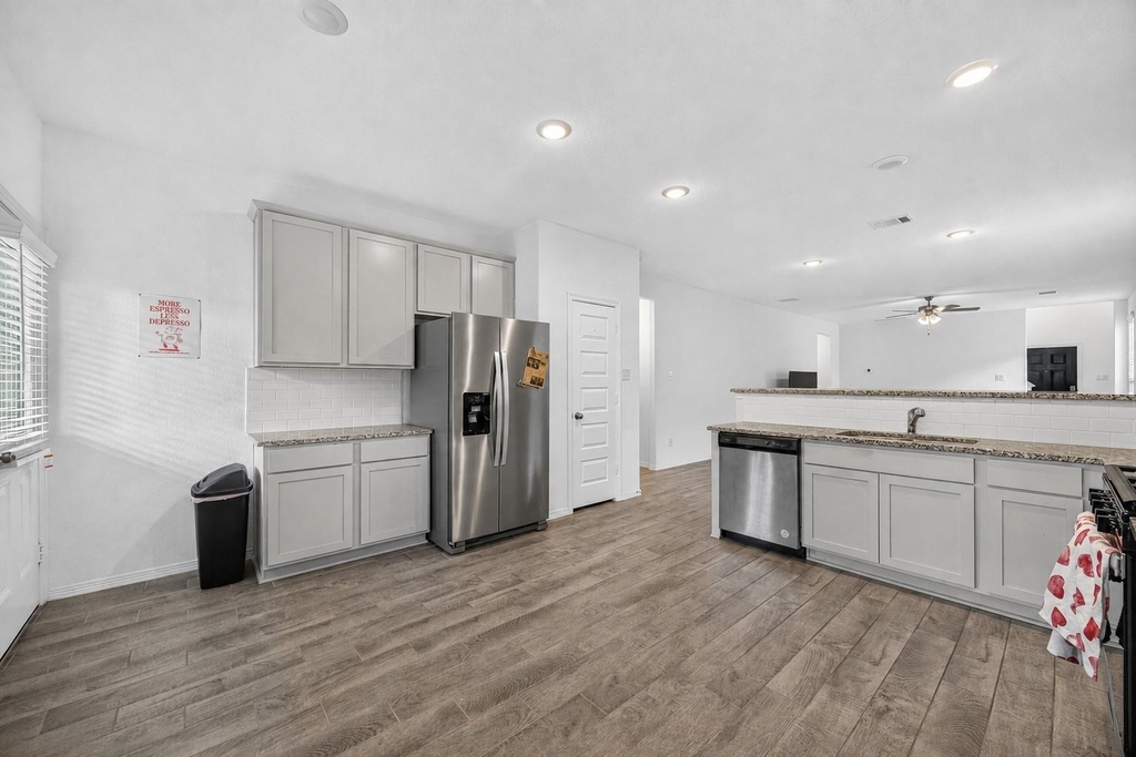 22338 Auburn Cabin Lane - Photo 12