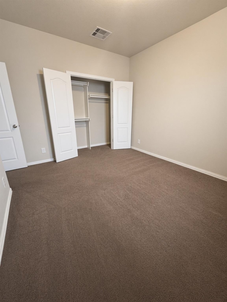 8723 W Crescent Lake Circle - Photo 16