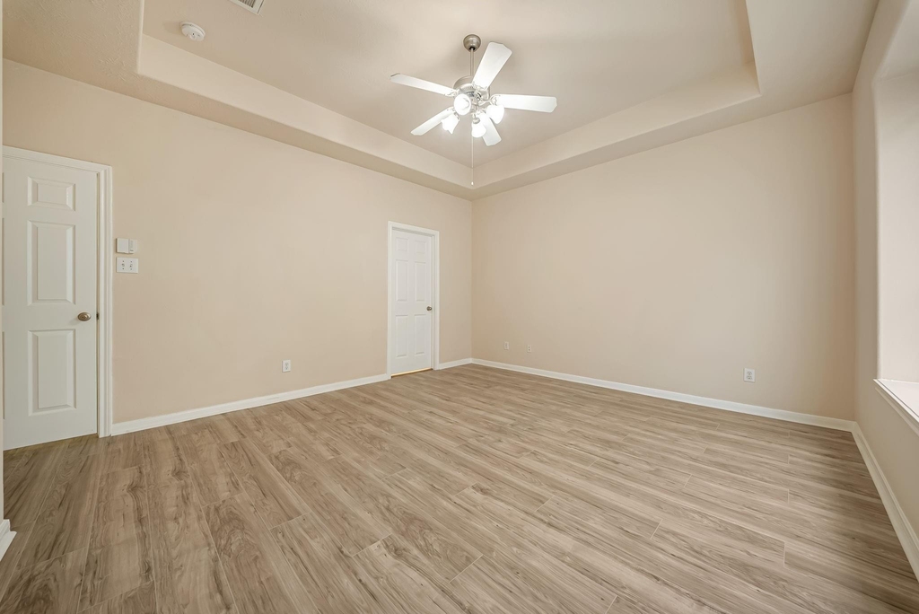 18106 Linden Forest Lane - Photo 17