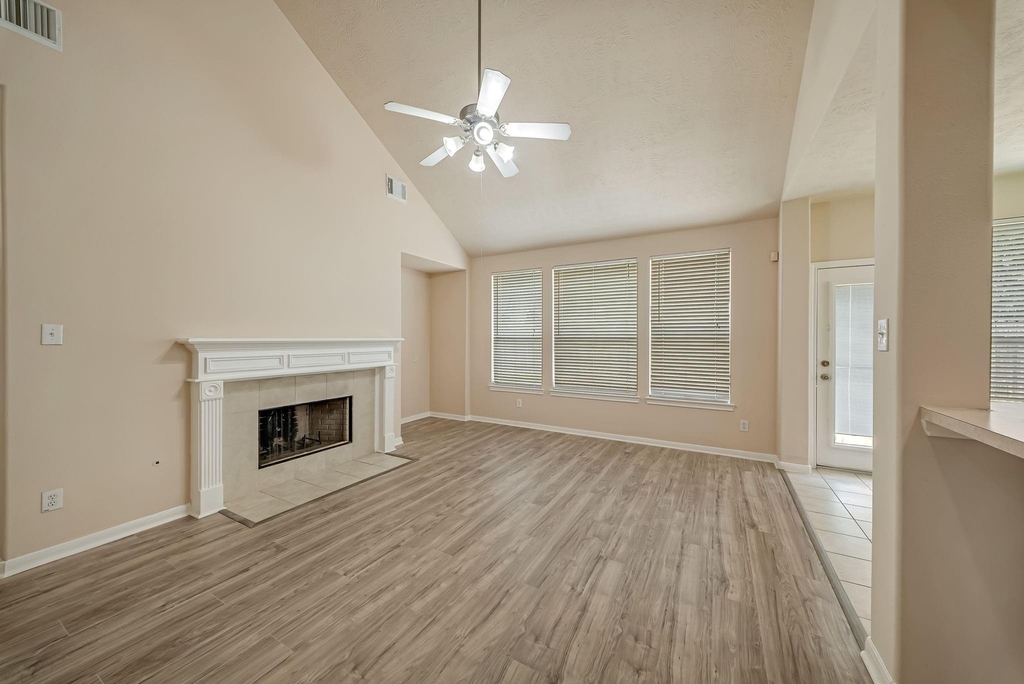 18106 Linden Forest Lane - Photo 8