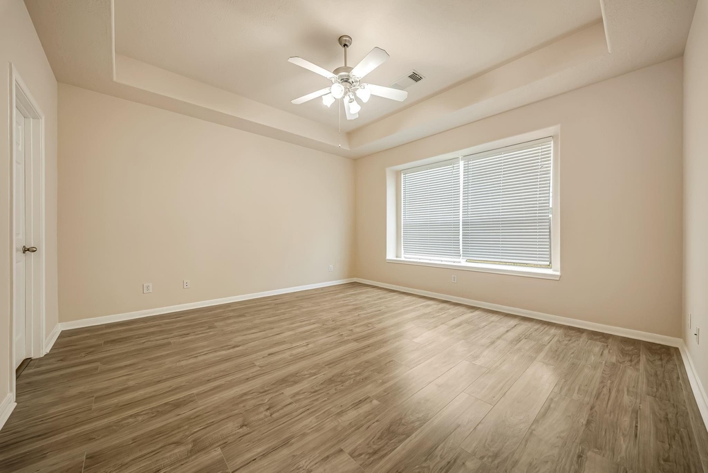 18106 Linden Forest Lane - Photo 17