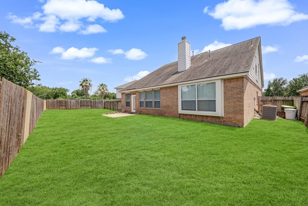 18106 Linden Forest Lane - Photo 32
