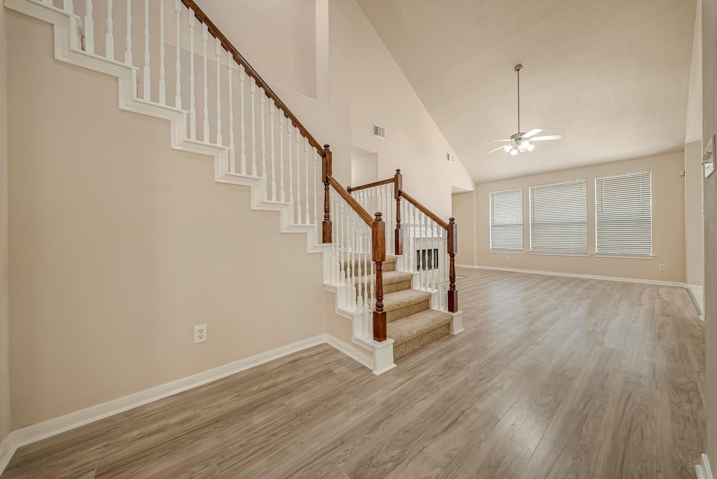 18106 Linden Forest Lane - Photo 7