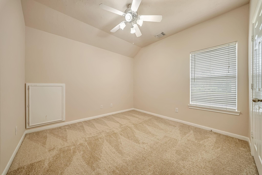 18106 Linden Forest Lane - Photo 24