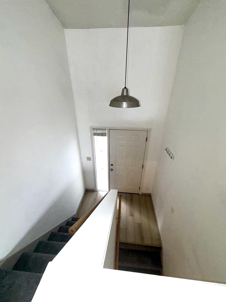186 Dunbarton - Photo 10