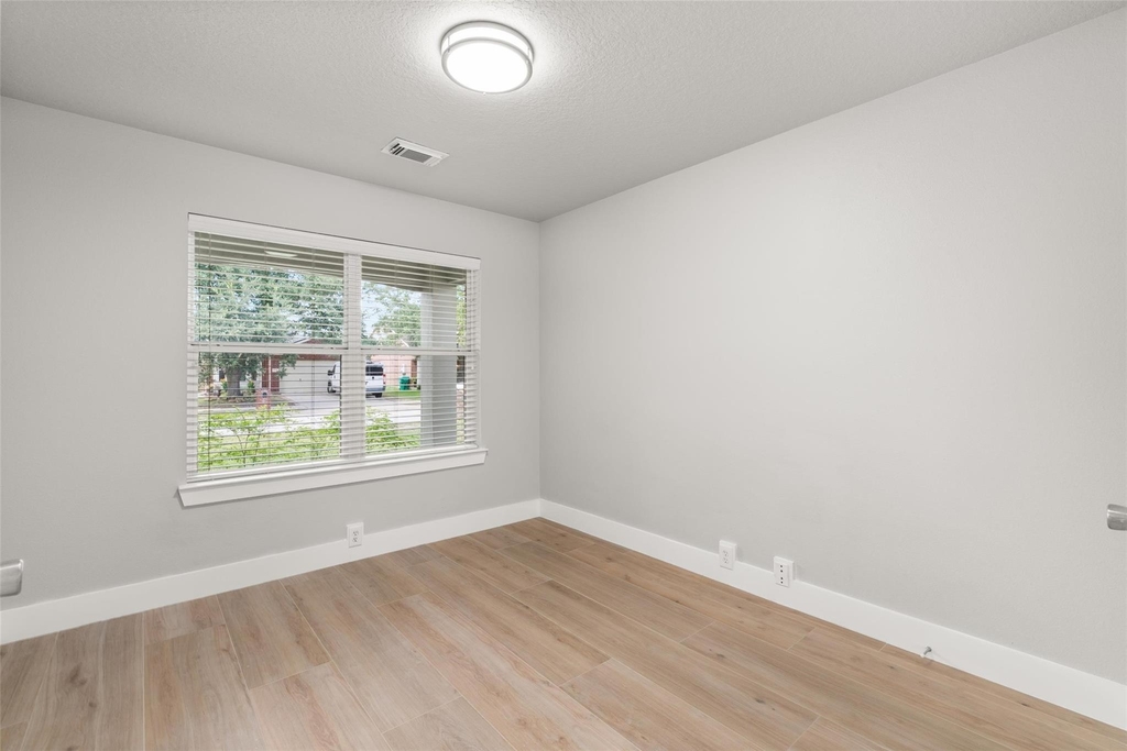 7310 Wisteria Chase Place - Photo 21
