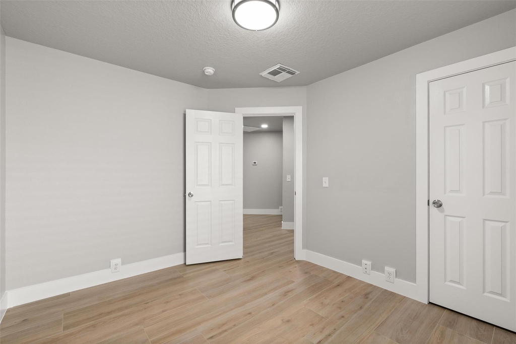 7310 Wisteria Chase Place - Photo 18