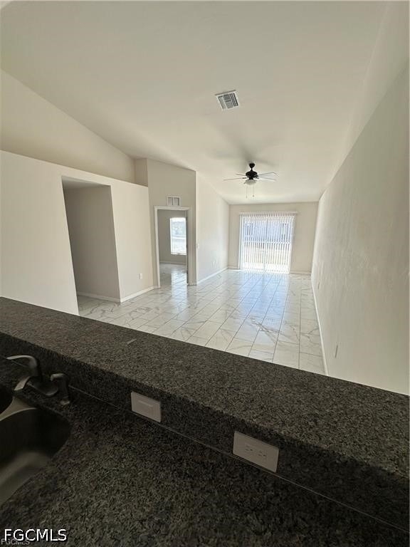 254 Sw 3rd Street - Photo 2