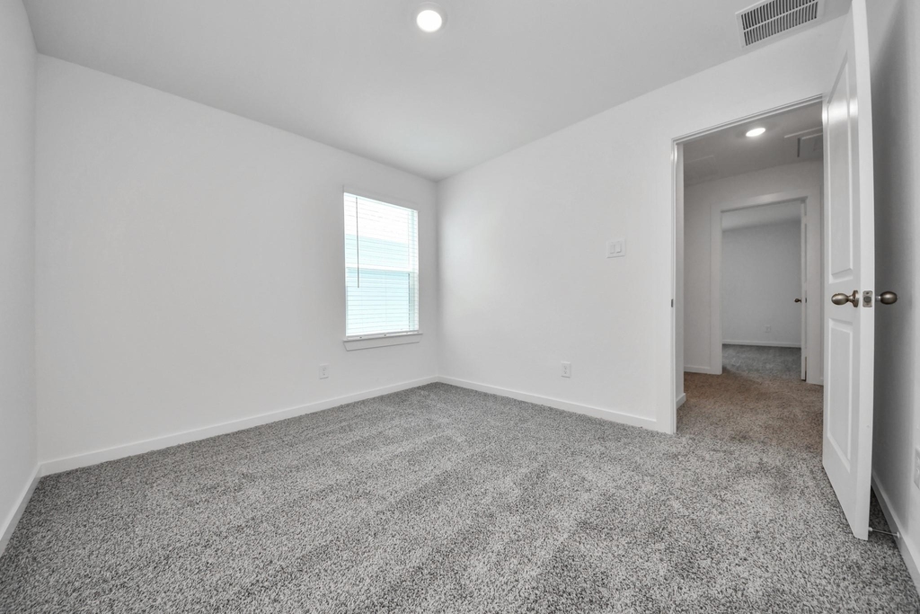 1930 Olivos Street - Photo 38